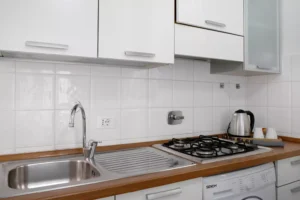 HOLIDAY SEA APARTMENT 1 8