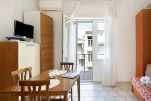 HOLIDAY SEA APARTMENT 27 1